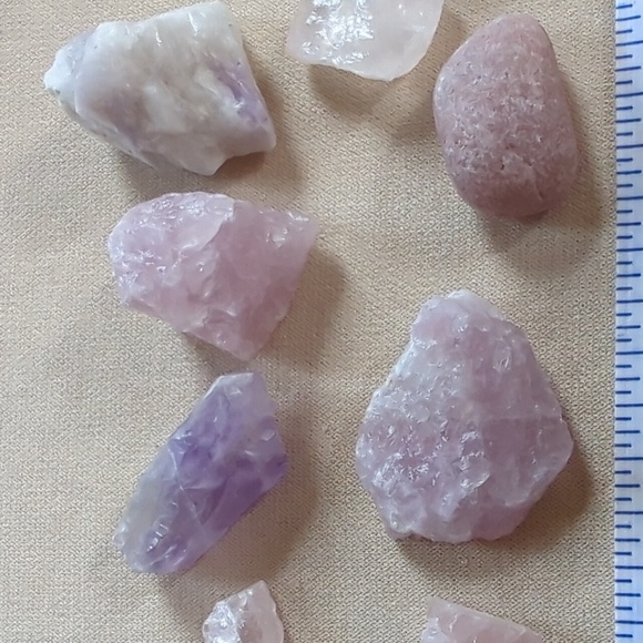 Collection of Purple/Pink Crystals - Picture 3 of 4